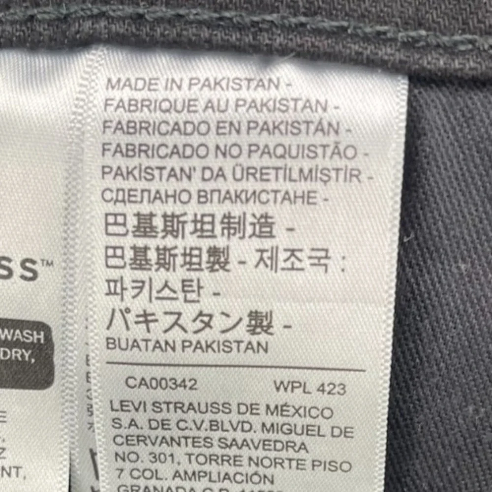 Levi's 511 Men's Slim Fit Jeans 34x32 Black‎ Denim Red Tab
